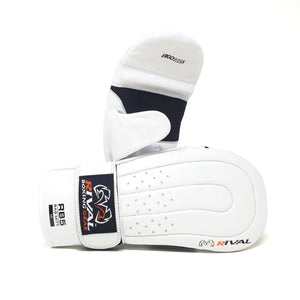 Rival RB5 Bag Mitts - Fight Shop